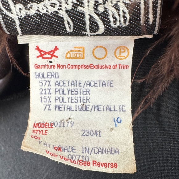 Vintage 80s bolero, burgundy gold thread, marabout feathers, Joseph Ribkoff, 8 - Picture 12 of 13